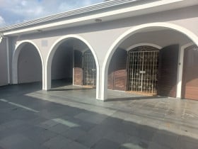 Casa com 3 Quartos à Venda, 140 m² em Balneário Três Marias - Peruíbe