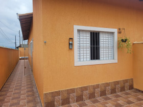 Casa com 2 Quartos à Venda, 54 m² em Jamaica - Itanhaém