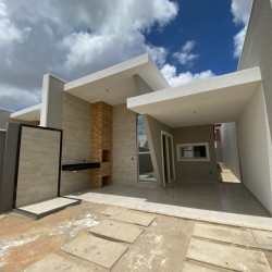 Casa com 3 Quartos à Venda, 97 m² em Guaribas  - Eusébio