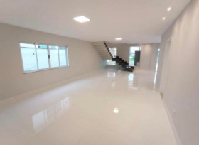 Casa de Condomínio com 4 Quartos à Venda, 459 m² em Aracagi - São José de Ribamar