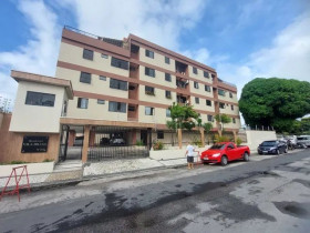 Apartamento com 3 Quartos à Venda, 74 m² em Maraponga - Fortaleza
