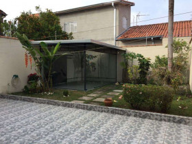 Sobrado com 3 Quartos à Venda, 167 m² em Jardim Portugal - São José Dos Campos