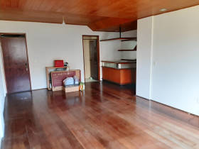 Apartamento com 3 Quartos à Venda, 123 m² em Varjota - Fortaleza