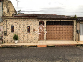 Casa com 3 Quartos à Venda, 215 m² em Marambaia - Belém