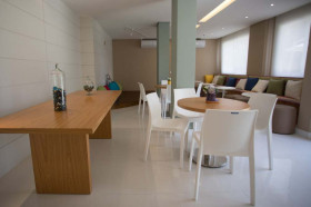 Apartamento com 2 Quartos à Venda,  em Anil - Rio de Janeiro