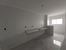 Apartamento com 3 Quartos à Venda, 60 m² em Maracanã - Praia Grande