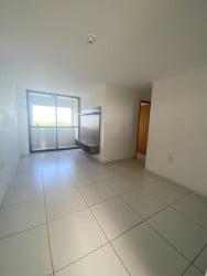 Apartamento com 2 Quartos à Venda, 55 m² em Pinheiro - Maceió