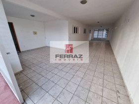 Casa com 5 Quartos à Venda, 277 m² em Ponta Negra - Natal