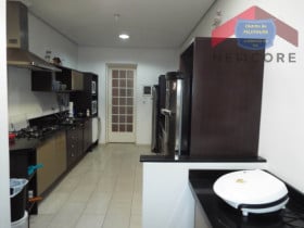 Apartamento com 3 Quartos à Venda,  em Centro - Pelotas