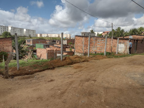 Terreno à Venda, 476 m² em Areia Branca - Salvador