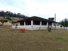 Fazenda à Venda, 135 Alq SP em Rural - Caconde