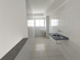 Apartamento com 2 Quartos à Venda, 47 m² em Vila Curuçá - São Paulo