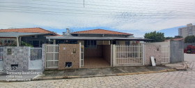 Casa com 2 Quartos à Venda, 100 m² em Centro - Penha