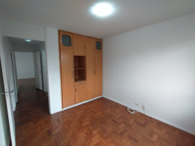 Apartamento com 3 Quartos para Alugar, 110 m² em Vila Olímpia - São Paulo