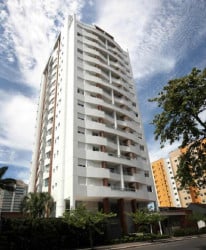 Apartamento com 3 Quartos à Venda, 397 m² em Centro - Joinville