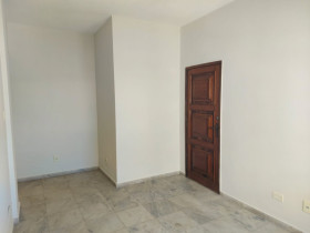 Apartamento com 2 Quartos à Venda, 80 m² em Boa Vista - Recife