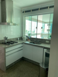 Apartamento com 2 Quartos à Venda, 113 m²em Centro - Florianópolis