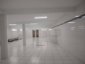 Ponto Comercial para Alugar, 200 m² em Vila Homero Thon - Santo André