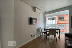 Studio com 1 Quarto para Alugar, 40 m² em Jardim Ampliação - São Paulo