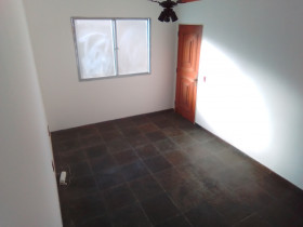 Apartamento com 3 Quartos à Venda, 80 m² em Maria Paula - São Gonçalo