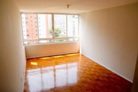 Apartamento com 3 Quartos para Alugar, 125 m² em Jardim Paulista - São Paulo