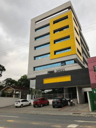 Ponto Comercial à Venda, 62 m² em América - Joinville