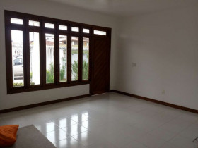 Casa com 3 Quartos à Venda, 90 m² em Santa Rita - Santo Antônio De Jesus