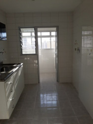 Apartamento com 2 Quartos para Alugar, 65 m² em Santa Teresinha - São Paulo