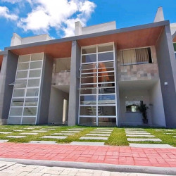 Casa de Condomínio com 4 Quartos à Venda, 149 m² em Tamatanduba - Eusébio