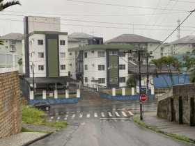 Apartamento com 1 Quarto para Alugar, 30 m² em Bom Retiro - Joinville