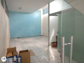 Imóvel Comercial para Alugar, 1.312 m² em Cachoeirinha - Manaus