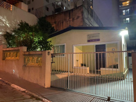 Casa com 2 Quartos à Venda ou Locação, 80 m² em Centro - Osasco