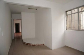 Casa com 2 Quartos para Alugar, 82 m² em Jardim Santo André - Santo André