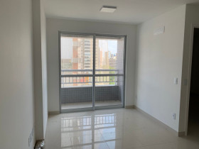 Apartamento com 2 Quartos para Alugar, 1 m² em Calhau - São Luís