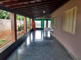 Casa com 3 Quartos à Venda, 224 m² em Centro - Ituverava