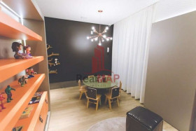 Apartamento com 3 Quartos à Venda, 121 m² em Kobrasol - São José