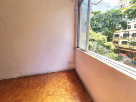 Apartamento com 1 Quarto à Venda, 50 m² em Copacabana - Rio de Janeiro