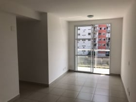 Apartamento com 2 Quartos à Venda,  em Anil - Rio de Janeiro