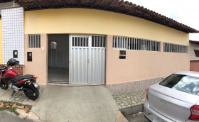 Casa com 3 Quartos para Alugar, 1 m² em Vinhais - São Luís