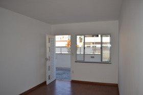 Apartamento com 2 Quartos à Venda, 70 m² em Trindade - São Gonçalo