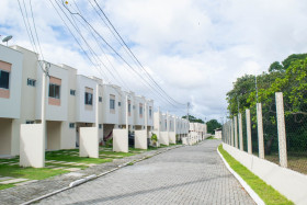 Casa de Condomínio com 2 Quartos à Venda, 65 m²em Liberdade - Parnamirim