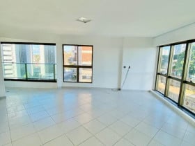 Apartamento com 4 Quartos à Venda, 214 m² em Petrópolis - Natal