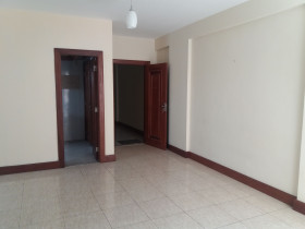 Apartamento com 3 Quartos para Alugar, 170 m² em Batista Campos - Belém
