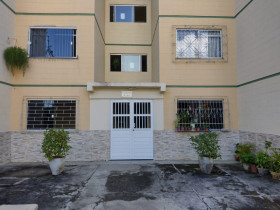 Apartamento com 2 Quartos à Venda,  em São Marcos - Salvador
