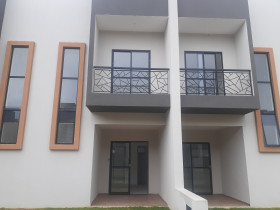 Casa de Condomínio com 2 Quartos à Venda, 80 m² em Ponta Negra - Natal