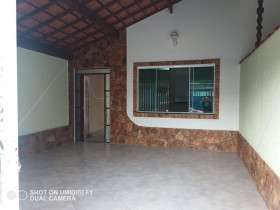 Casa com 2 Quartos à Venda, 80 m² em Caiçara - Praia Grande