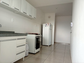 Apartamento com 2 Quartos à Venda, 75 m² em Jardim dos Alfineiros - Juiz de Fora
