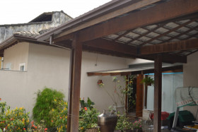 Casa com 4 Quartos à Venda, 260 m² em Badu - Niterói