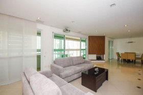 Apartamento com 3 Quartos à Venda, 193 m² em Vila Suzana - São Paulo