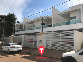 Sobrado com 2 Quartos à Venda, 165 m² em Jardim Concórdia - Toledo